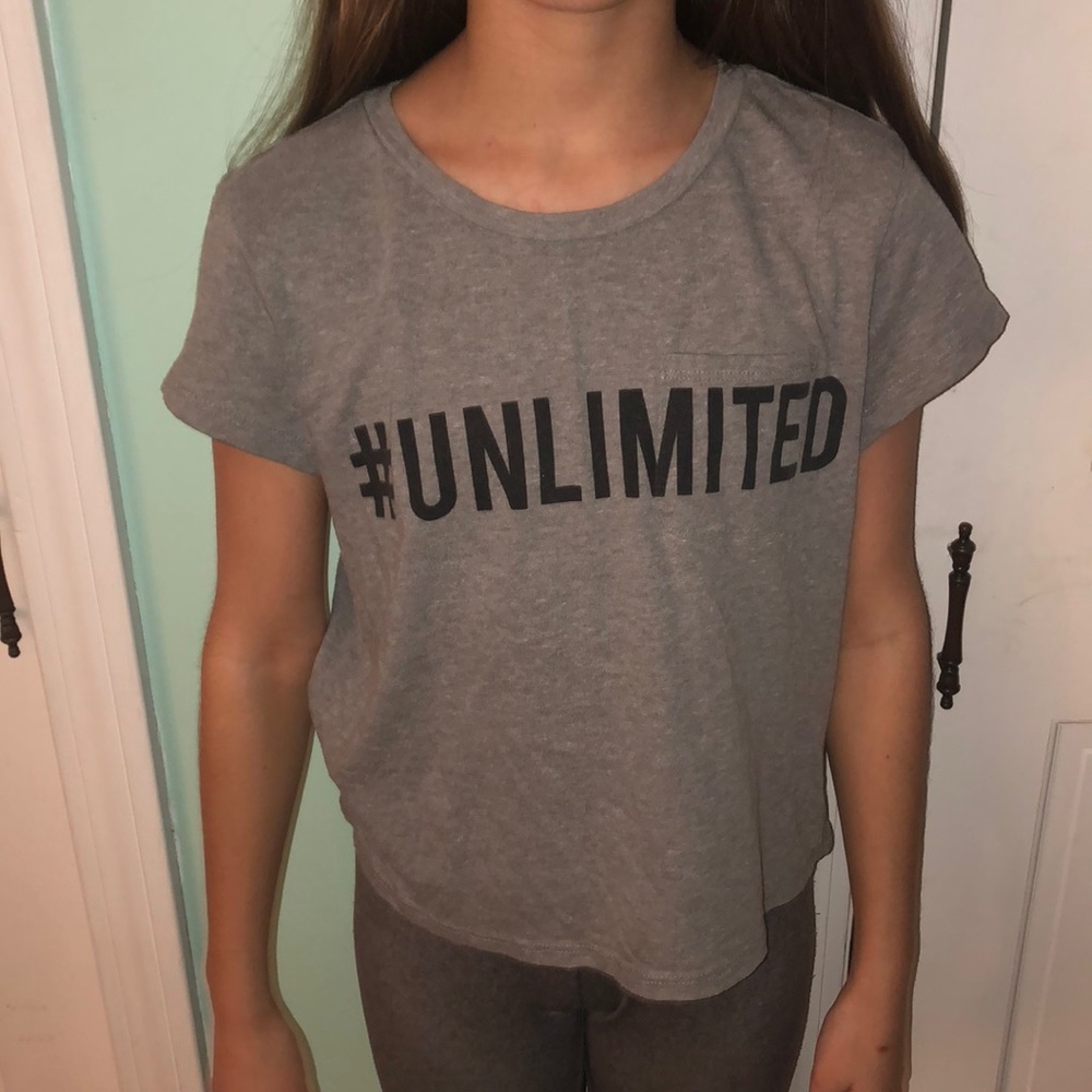Old navy tee